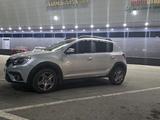 Renault Sandero Stepway 2021 года за 6 050 000 тг. в Караганда – фото 3