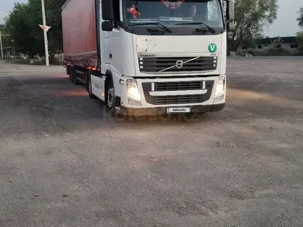 Volvo  FH 2009 года за 30 000 000 тг. в Астана – фото 2