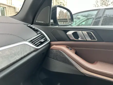 BMW X5 2019 года за 36 500 000 тг. в Алматы – фото 10