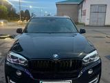 BMW X5 2018 года за 22 000 000 тг. в Алматы – фото 4