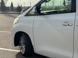 Toyota Alphard 2010 годаүшін11 400 000 тг. в Алматы – фото 5