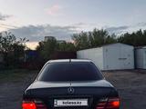 Mercedes-Benz E 240 2000 года за 3 500 000 тг. в Петропавловск – фото 3