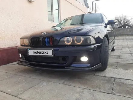 BMW 528 1998 года за 4 200 000 тг. в Тараз – фото 2