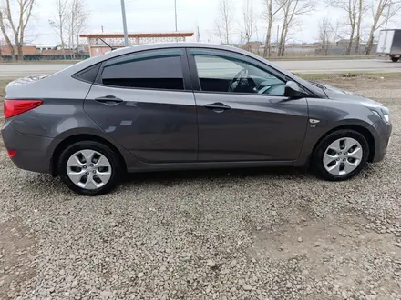 Hyundai Accent 2015 года за 6 000 000 тг. в Усть-Каменогорск – фото 3