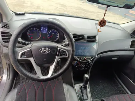 Hyundai Accent 2015 года за 6 000 000 тг. в Усть-Каменогорск – фото 8
