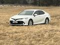 Toyota Camry 2019 года за 12 100 000 тг. в Астана