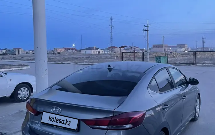 Hyundai Elantra 2016 годаfor7 300 000 тг. в Актау