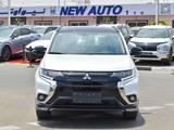 Mitsubishi Outlander 2022 годаүшін8 344 800 тг. в Алматы – фото 2