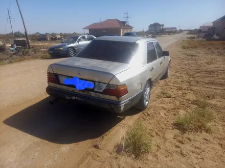 Mercedes-Benz E 260 1991 года за 850 000 тг. в Кызылорда – фото 8