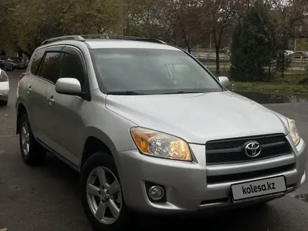 Toyota RAV4 2011 года за 6 550 000 тг. в Алматы