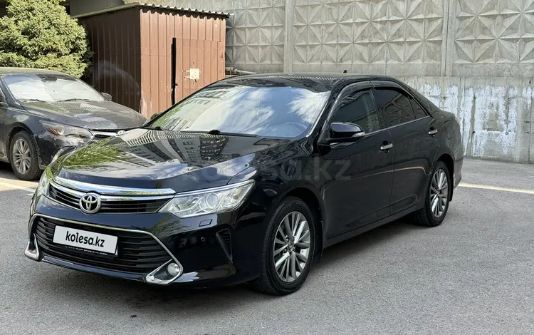 Toyota Camry 2016 года за 13 300 000 тг. в Талдыкорган