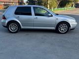 Volkswagen Golf 2001 года за 2 350 000 тг. в Шымкент – фото 2