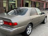 Toyota Camry 2000 года за 3 700 000 тг. в Шымкент – фото 4