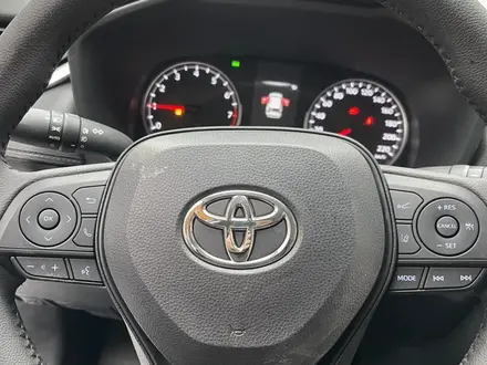 Toyota RAV4 2022 года за 23 000 000 тг. в Алматы – фото 10