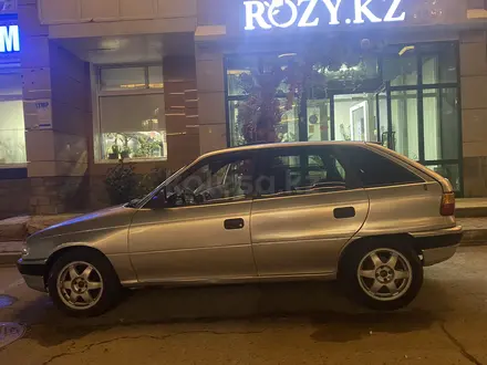 Opel Astra 1994 года за 700 000 тг. в Астана – фото 3