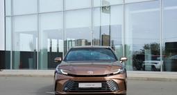 Toyota Camry Luxe 2025 года за 25 190 000 тг. в Тараз – фото 5