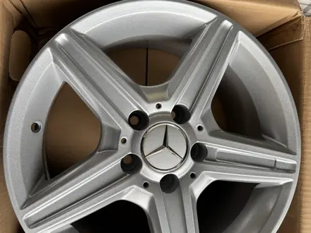 Абсолютно новый комплект AMG за 126 000 тг. в Алматы