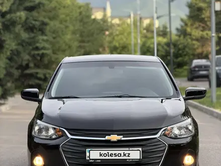 Chevrolet Onix 2023 года за 5 800 000 тг. в Алматы – фото 2