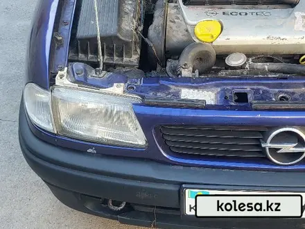 Opel Astra 1996 года за 1 450 000 тг. в Шымкент – фото 4