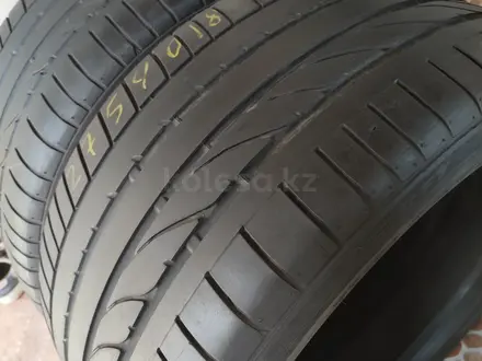 275.40.R18-пара лето Bridgestone Potenza RE05A (run flat) за 80 000 тг. в Алматы – фото 2