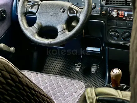 Volkswagen Passat 1997 года за 2 500 000 тг. в Шымкент – фото 33