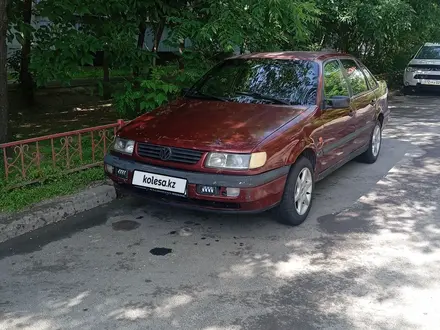 Volkswagen Passat 1994 года за 1 000 000 тг. в Алматы – фото 7
