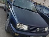 Volkswagen Vento 1997 года за 1 300 000 тг. в Астана – фото 2