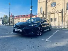 Toyota Camry, 2019