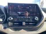 Toyota Highlander 2021 годаүшін17 800 000 тг. в Астана