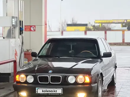 BMW 525 1995 года за 4 000 000 тг. в Шымкент – фото 17