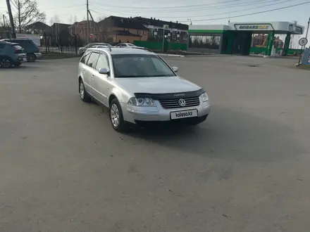 Volkswagen Passat 2002 года за 3 350 000 тг. в Петропавловск – фото 16