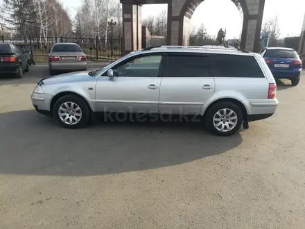 Volkswagen Passat 2002 года за 3 350 000 тг. в Петропавловск – фото 23