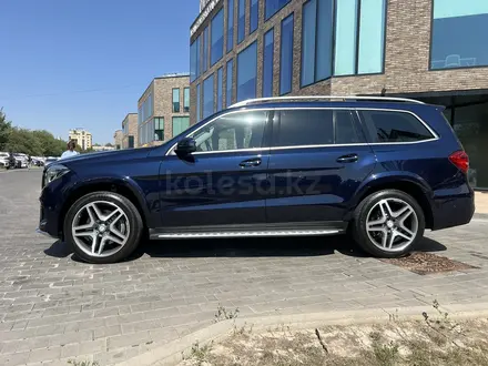 Mercedes-Benz GLS 400 2016 года за 29 000 000 тг. в Астана – фото 4