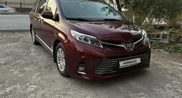 Toyota Sienna 2017 года за 14 900 000 тг. в Алматы