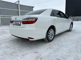 Toyota Camry 2014 года за 11 500 000 тг. в Актобе – фото 3