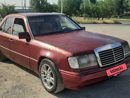 Mercedes-Benz E 280 1992 года за 1 600 000 тг. в Шымкент – фото 4