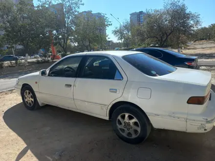 Toyota Camry 1998 года за 1 700 000 тг. в Актау – фото 4