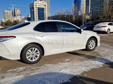 Toyota Camry 2018 года за 12 700 000 тг. в Астана – фото 11