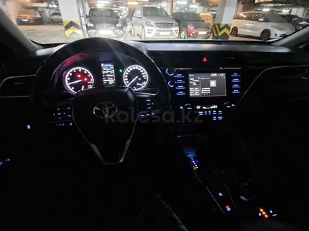 Toyota Camry 2018 года за 12 700 000 тг. в Астана – фото 17