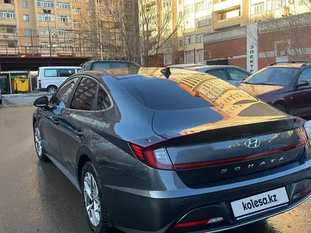 Hyundai Sonata 2023 года за 11 200 000 тг. в Астана – фото 5