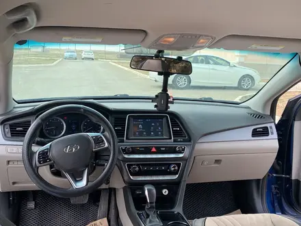 Hyundai Sonata 2019 года за 8 200 000 тг. в Караганда – фото 3