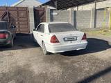 Mercedes-Benz C 200 1994 года за 1 400 000 тг. в Тараз – фото 3