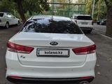 Kia K5 2019 года за 5 450 000 тг. в Алматы – фото 3