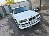 BMW 320 1995 года за 1 300 000 тг. в Алматы – фото 2