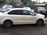 Volkswagen Polo 2011 года за 4 520 000 тг. в Усть-Каменогорск – фото 2