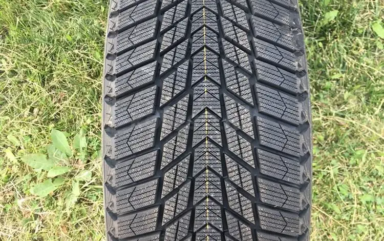 225/40R18 92T Nexen Winguard Ice Plus за 45 150 тг. в Астана