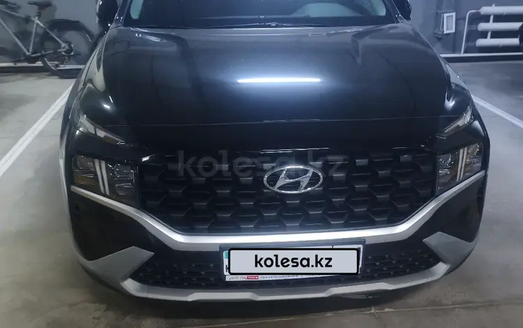 Hyundai Santa Fe 2021 года за 13 500 000 тг. в Астана