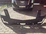 Передний бампер Эскалейд за 300 000 тг. в Алматы