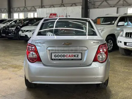 Chevrolet Aveo 2014 года за 3 800 000 тг. в Кокшетау – фото 2