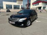 Toyota Camry 2010 года за 7 000 000 тг. в Астана – фото 2